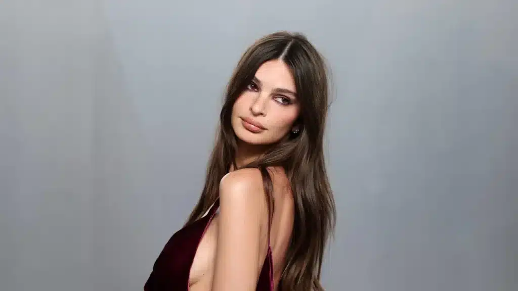 Emily Ratajkowski Instagram