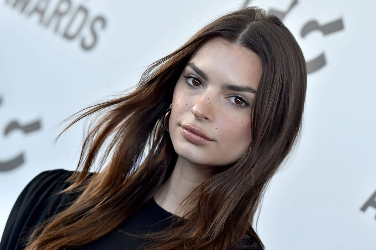Emily Ratajkowski Instagram